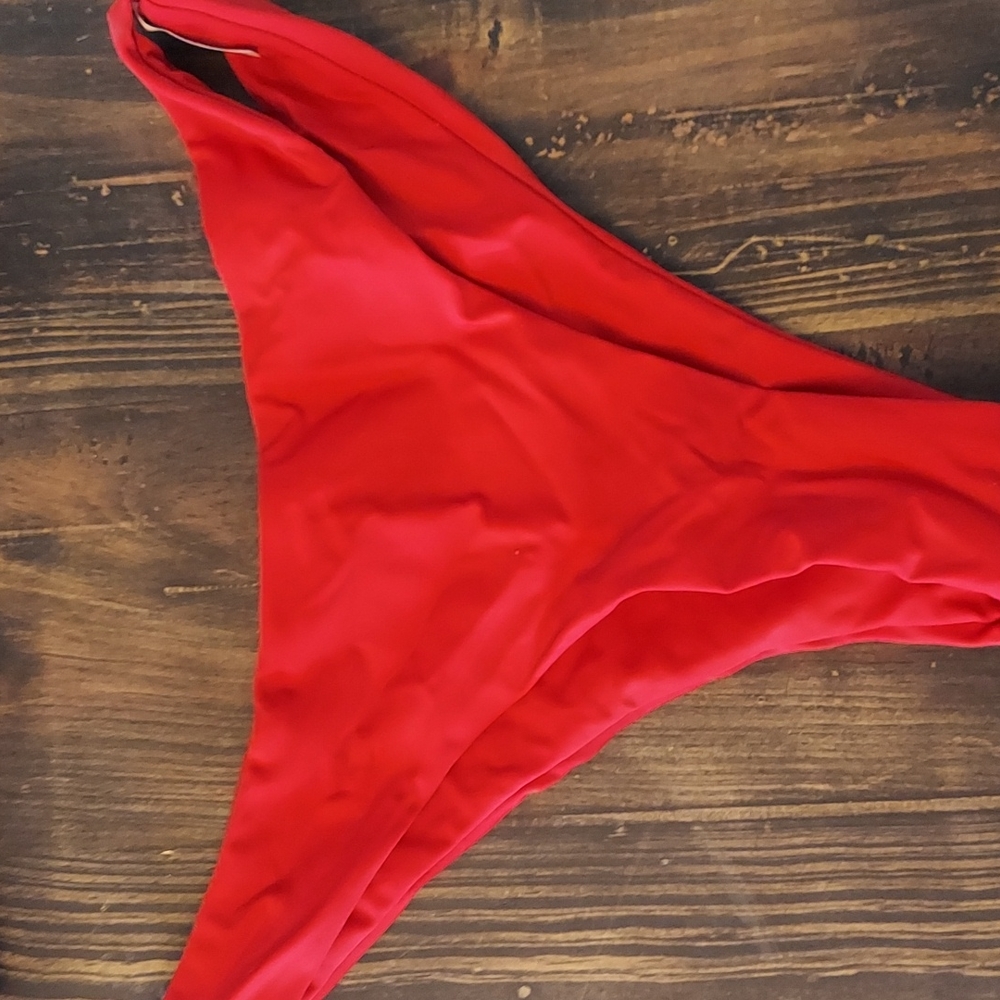 Swim suit - Picture 3 of 3